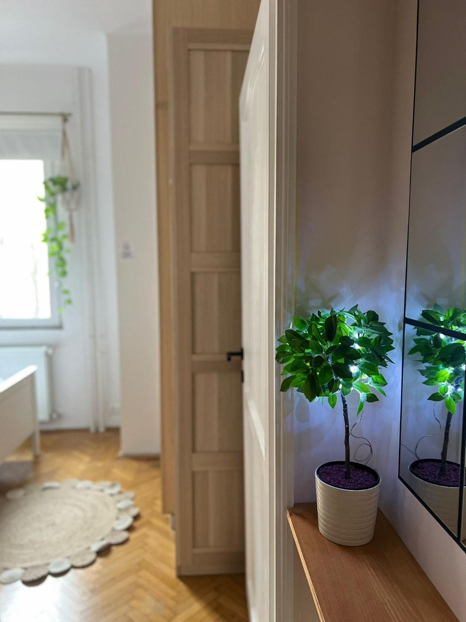 West Budapest Apartman Екстериор снимка